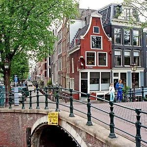 Bed and breakfast Commune, Ámsterdam